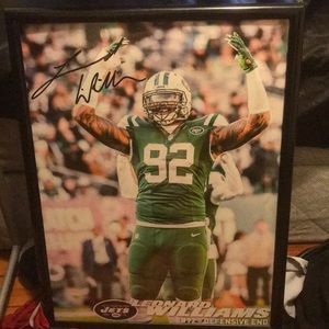 Leonard Williams signed poster